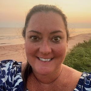 Meet your Posher, Marcia